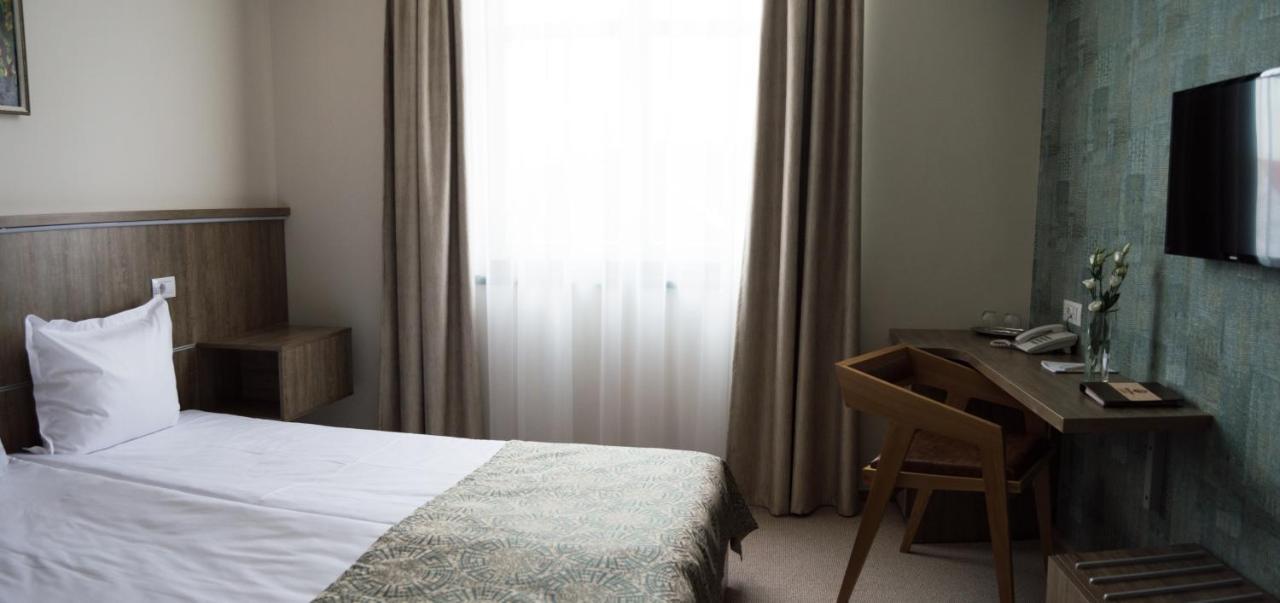 Fidelitas Hotel Sfantu Gheorghe  Luaran gambar